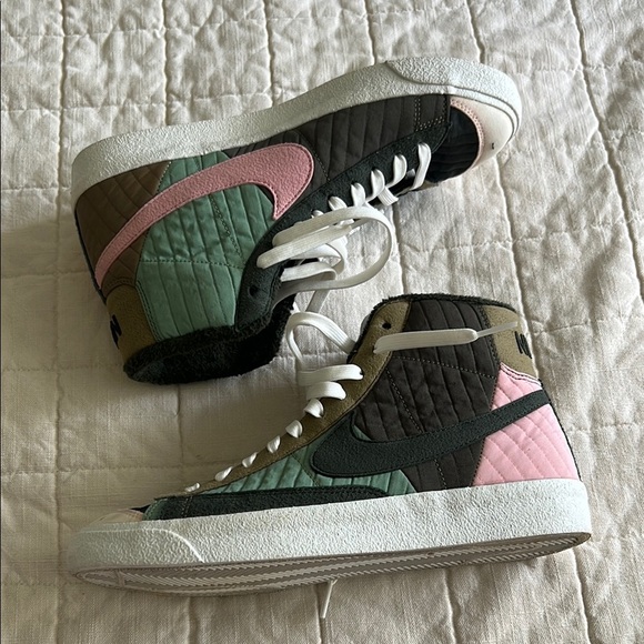 Men’s Blazer Mid Toasty Sneakers - Picture 1 of 9